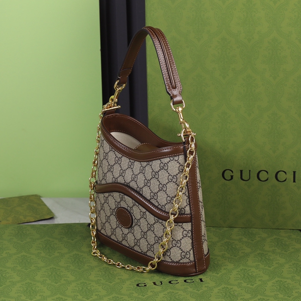 グッチバッグ背面デザイン